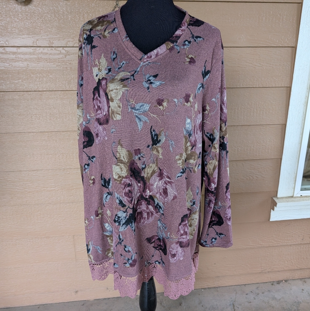 Netsmile Plum Floral Knit V Neck Sweater with Lace Trim